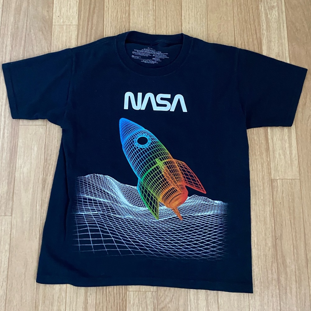 OLD NAVY “NASA” Boys Black T-Shirt Size M
